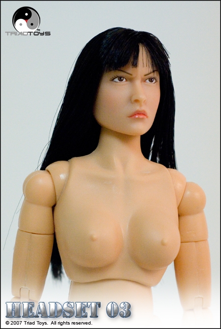 Triad Kopf 03 Schwarze Haare