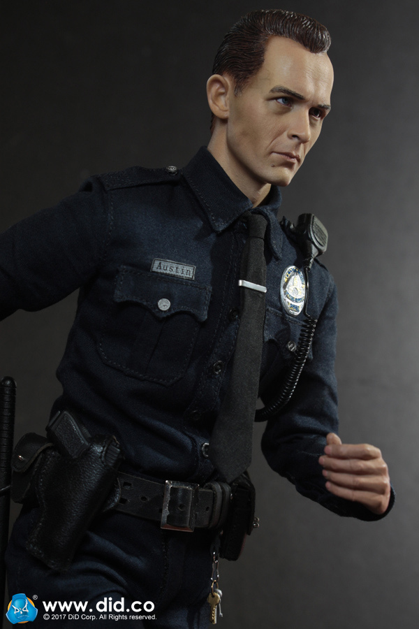 MA1009-21 LAPD Patrol - Officer Austin