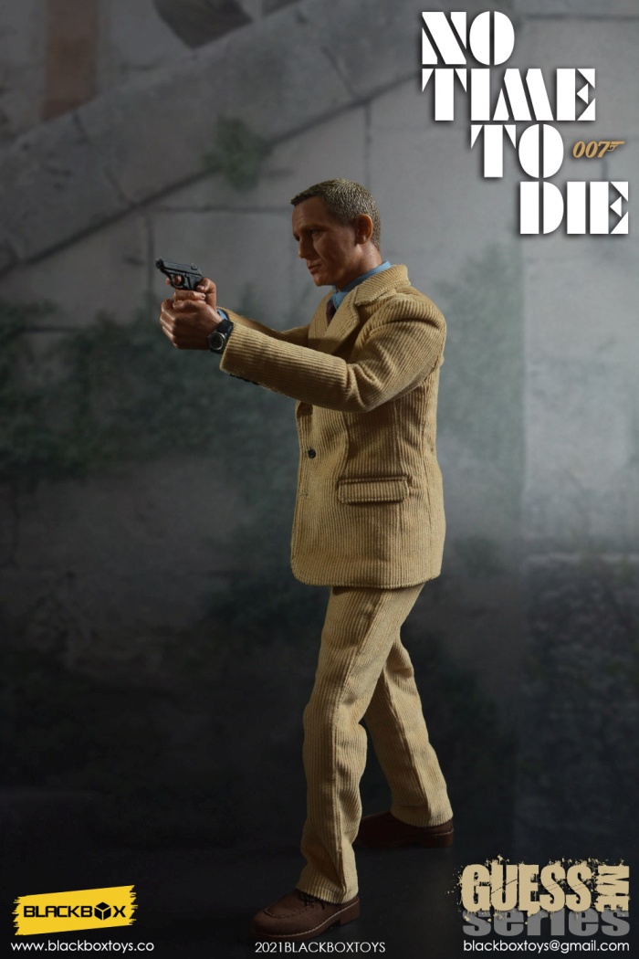 BBT-9025-15 Agent James - No Time to Die - in Civil Outfit