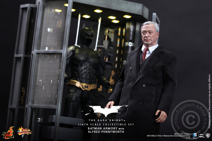 175744-01qTkSFV8C2Wo5o The Dark Knight - Batman Armory w/ Alfred Pennyworth