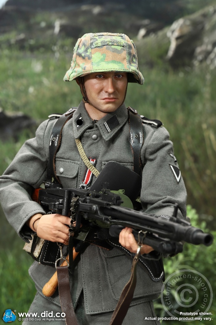 Otto - WWII German 12th SS Panzer Division MG42 Gunner