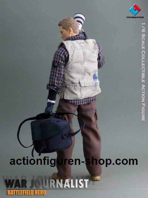 WAR-11 War Journalist