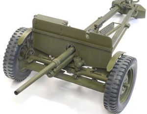 70680-08 Tom Hackett mit M3 37mm Anti Tank Gun