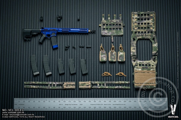 UDR-15 Rifle and Gear Set (Ultramarine)