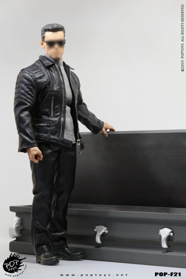 PTF21-09 Terminator Outfit Set mit Sarg