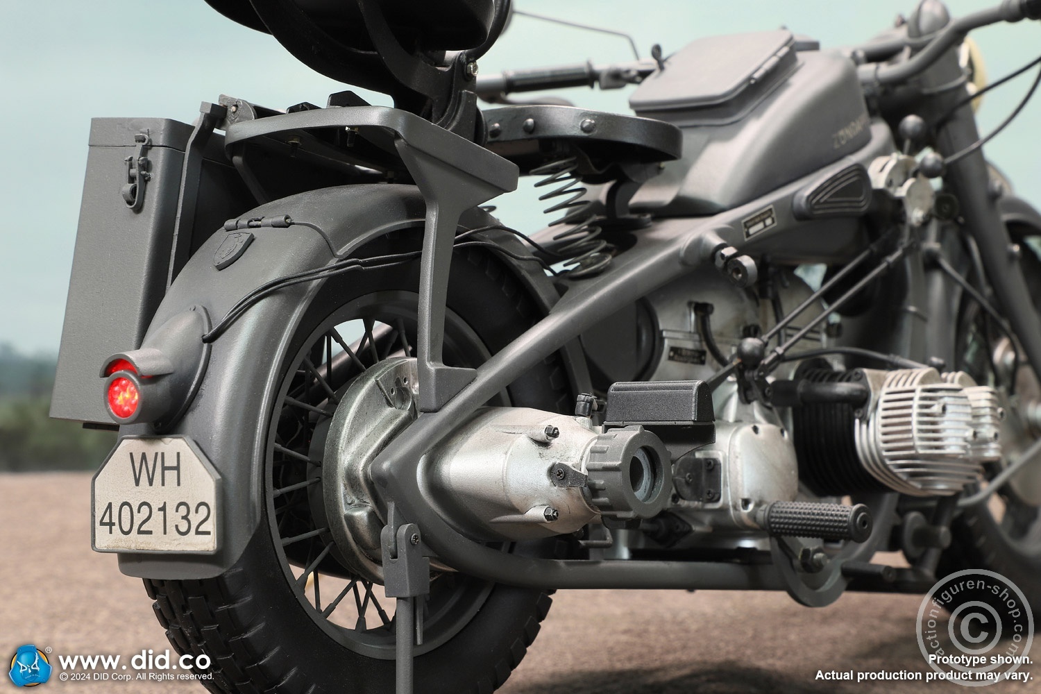 German Zündapp KS 750 Motorcycle with sidecar (Grey) - in 1/6 scale