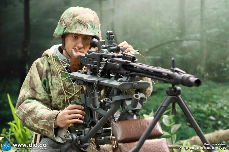 WWII German MG42 Tripod - green WWII German MG42 Tripod - green