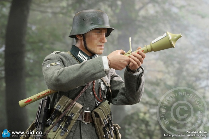 80159-150fueMNtJq3sRG Winter - WWII German Wehrmacht Infantry Oberleutnant