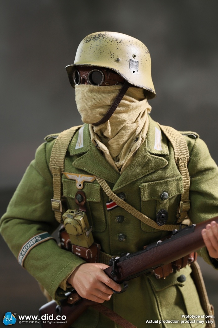 80152-16 Burk - WWII German Africa Korps Infantry Man