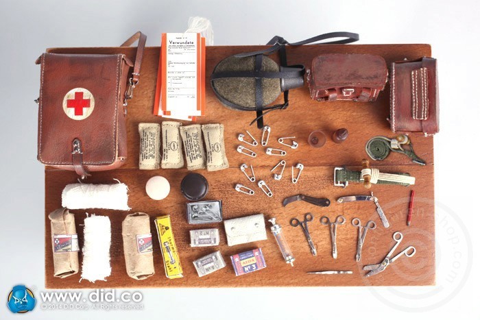 80100-28GzVT8ifgRhOBj Waffen XX Stabsarzt - Peter