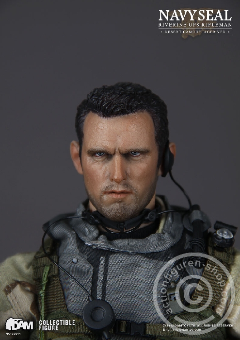 DA93011-18 Navy Seal Riverine OPS Rifleman - Desert