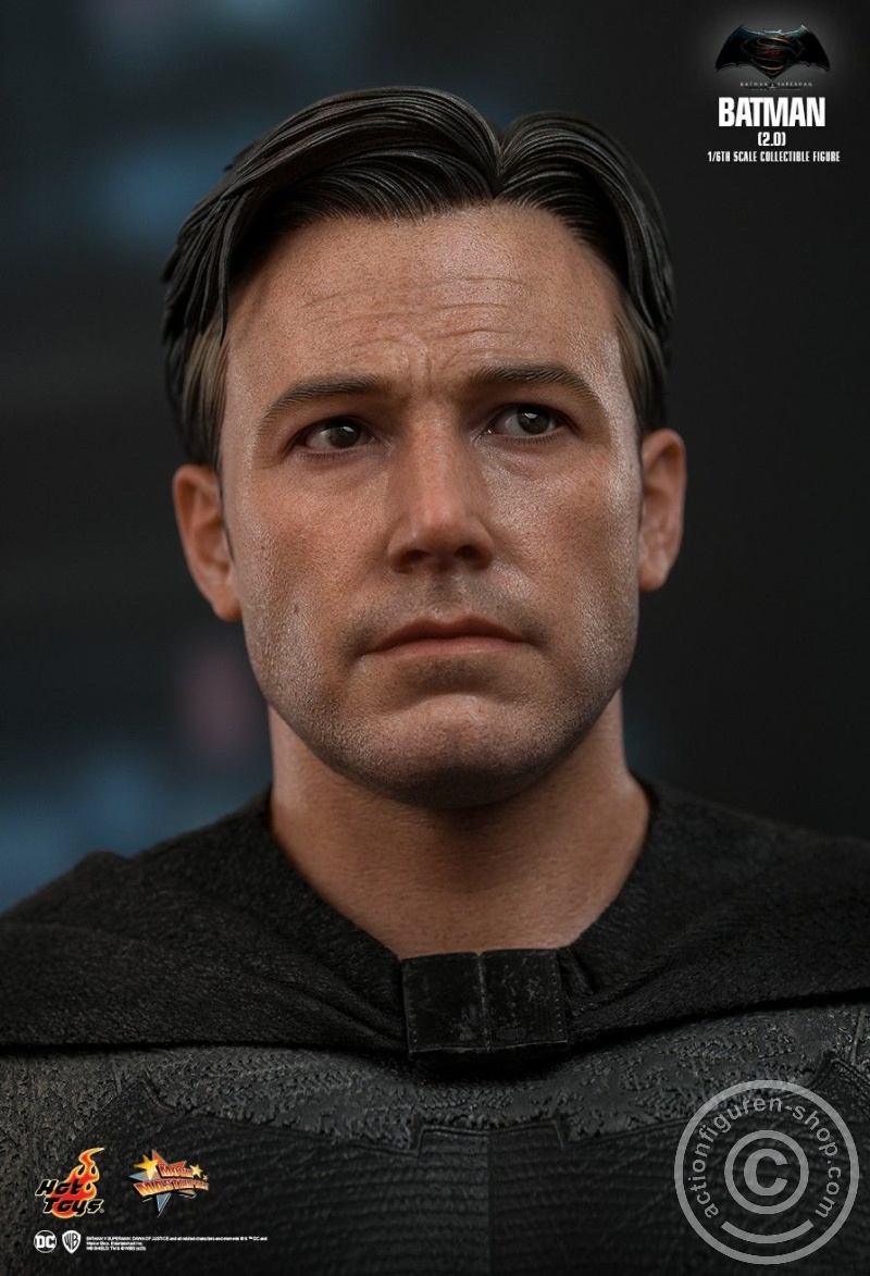 Batman v Superman: Dawn of Justice - 1/6th scale Batman (2.0) - MMS731 Batman v Superman: Dawn of Justice - 1/6th scale Batman (2.0) - MMS731