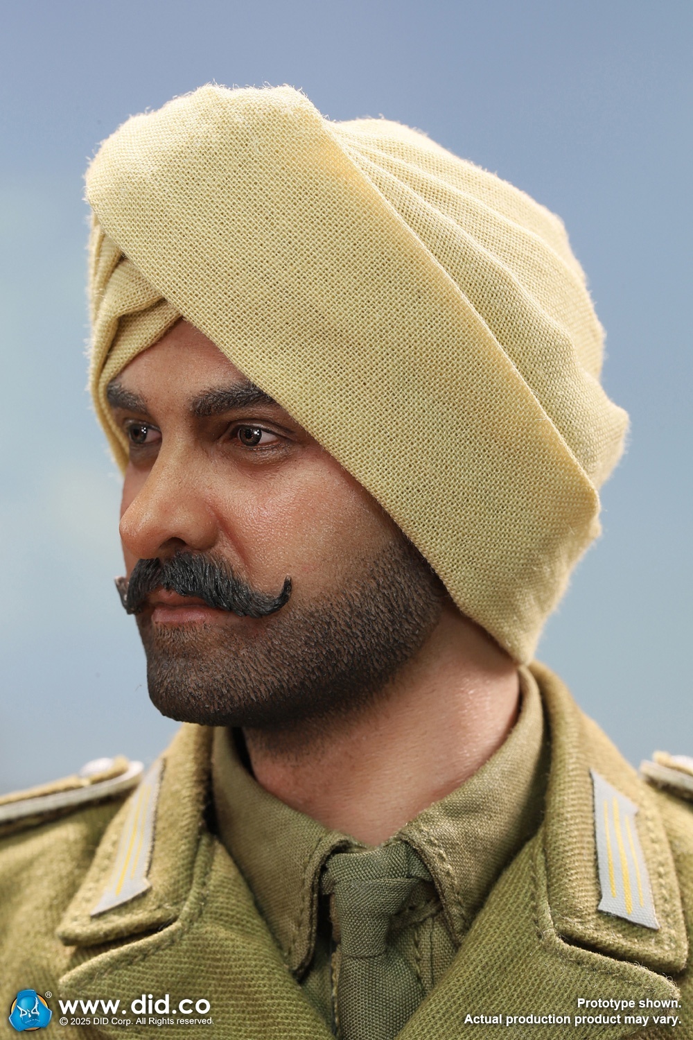 Ishaan & Panzer Commander - Stauffenberg - WWII German Africa Corps Supply Duty - in 1/6 scale Ishaan & Panzer Commander - Stauffenberg - WWII German Africa Corps Supply Duty - in 1/6 scale