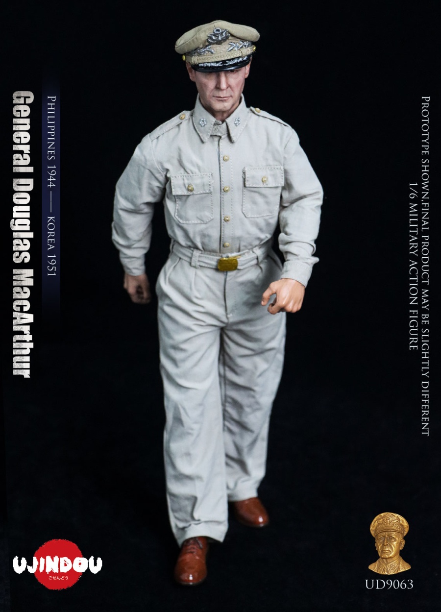 General Douglas MacArthur - Philippines 1944 - Korea 1951 - in 1/6 scale