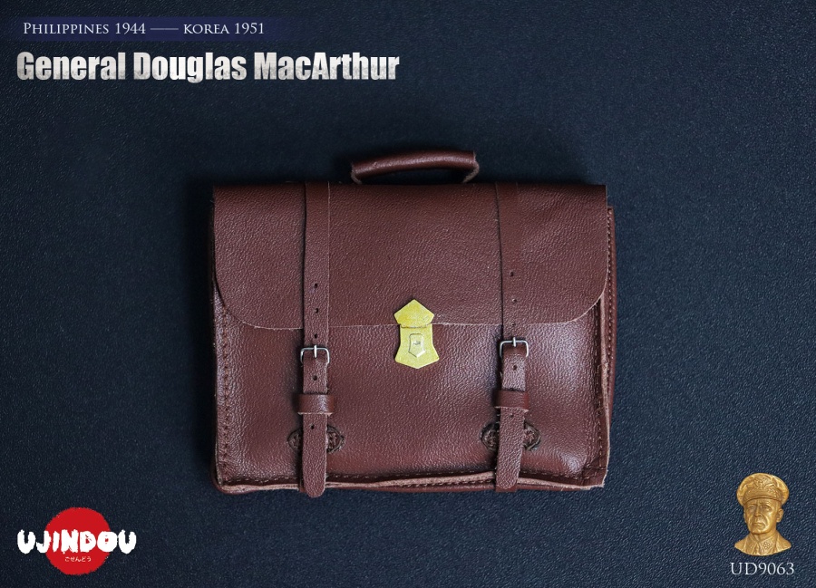 General Douglas MacArthur - Philippines 1944 - Korea 1951 - in 1/6 scale