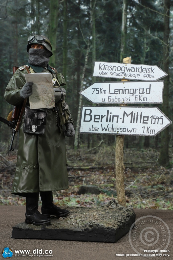 WWII German Shepherd Dog & Road Signs Set