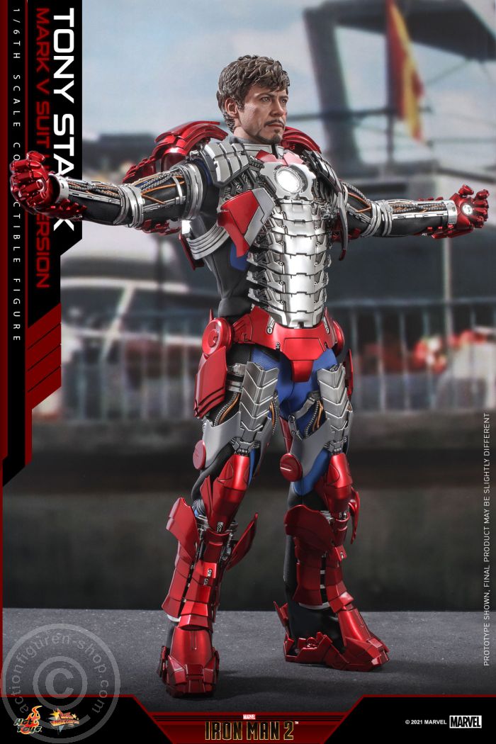 Iron Man 2 - Tony Stark (Mark V Suit up Version) - MMS599 Iron Man 2 - Tony Stark (Mark V Suit up Version) - MMS599