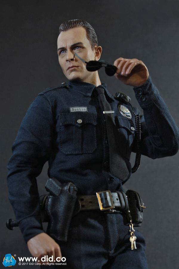 MA1009-06 LAPD Patrol - Officer Austin