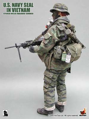 170527_Vietnam_M63-07 U.S.Navy Seal in Vietnam