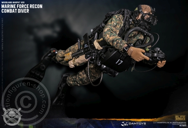 Marine Force Recon Combat Diver - Woodland