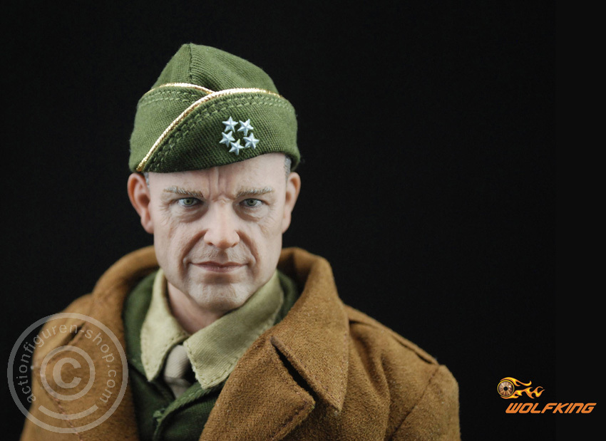 WK001-07FhgBRaKxtkXxC Five-Star General Eisenhower