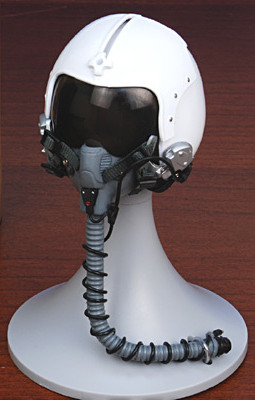 71064-03VyjAN3DJBQj68 HGU-33/P Piloten Helm