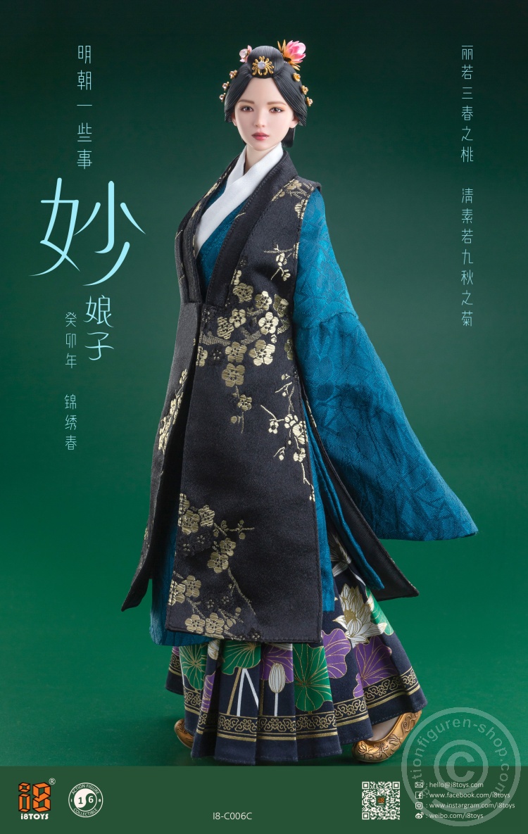 Lady Mia - Chinese Ming Dynasty Clothing Set w/ Head