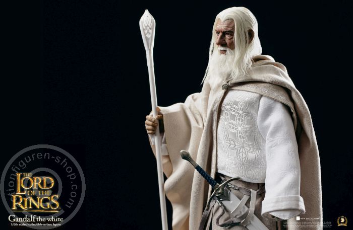 Gandalf The White w/ Horse - LOTR - Crown Series