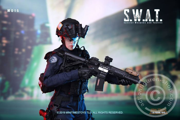 SWAT - Female LAPD Officer