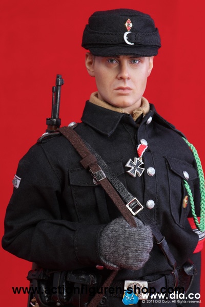 80079-05 Capt. Dan