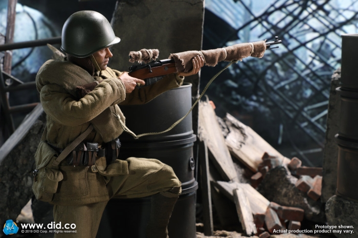 80139-07 Vasily Zaitsev - WW II Red Army Sniper - with weathering