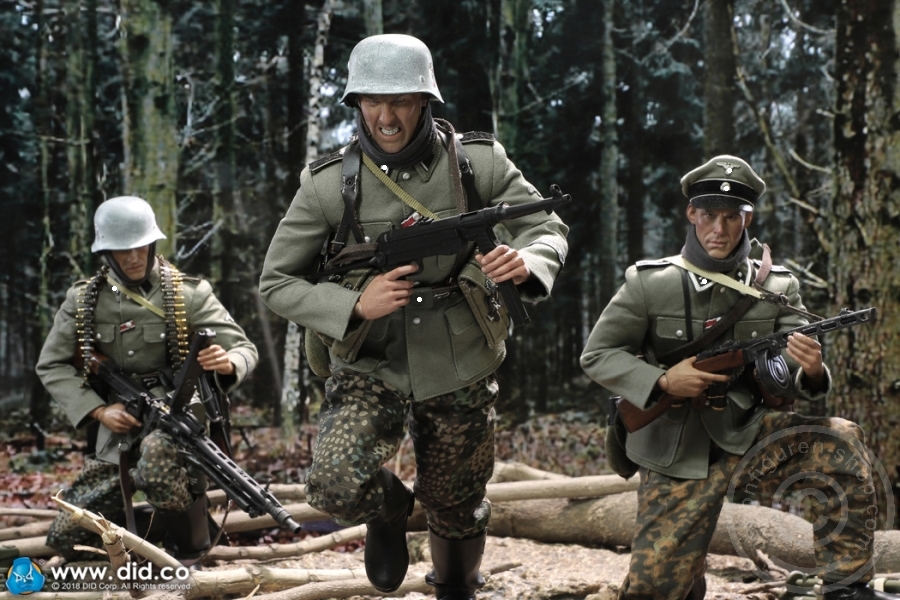 80131-27ypYd1N9IHddMX Egon - SS-Panzer-Division Das Reich MG42 Gunner