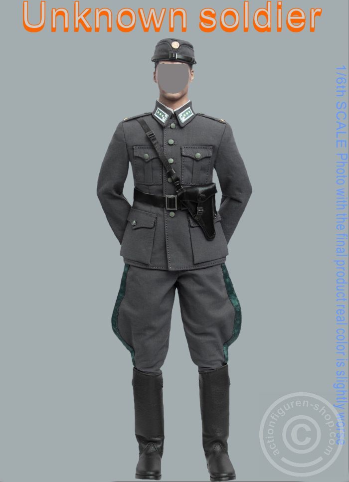EC888801-09 Finland 1941 WW II Captain Uniform Set