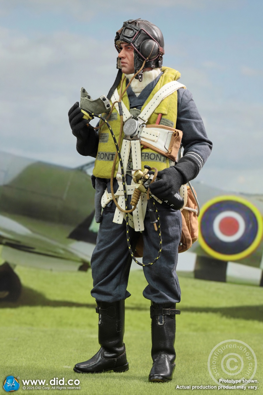 Tom - WWII British Pilot Squadron Leader - in 1/6 scale Tom - WWII British Pilot Squadron Leader - in 1/6 scale