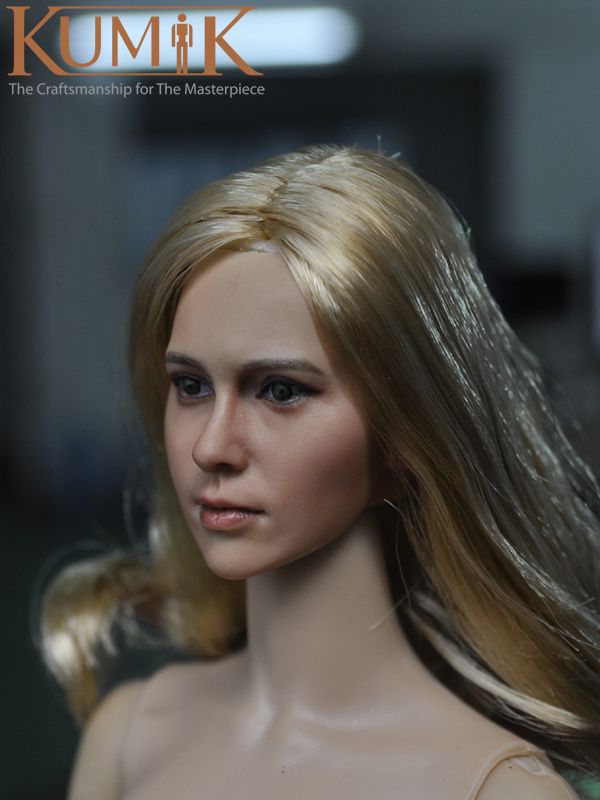 Daenerys - Weiblicher Kopf - blonde Haare