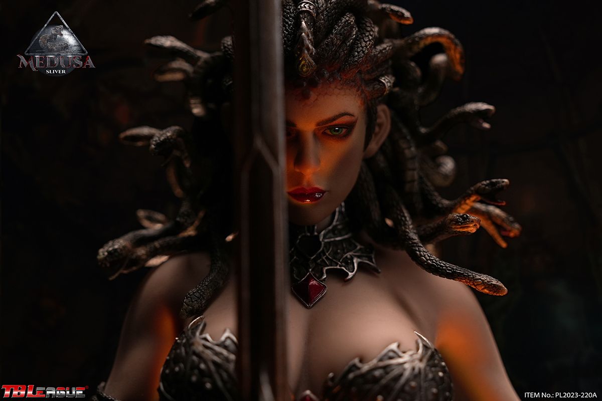 Medusa - Silver Version Medusa - Silver Version