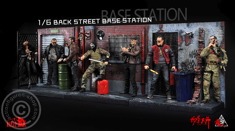 Back Street Base Station - Diorama 2