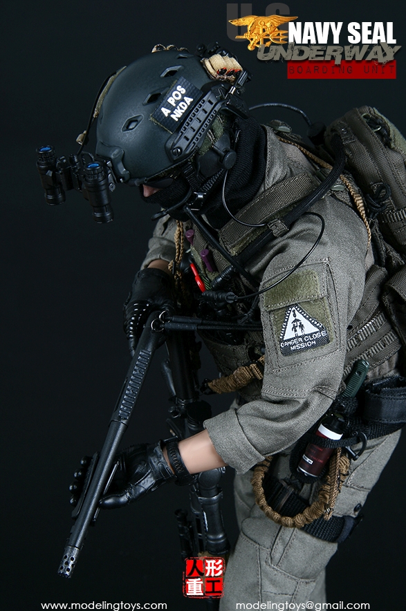 BBT-S9003-15ffMNGzzyGrJq6 US Navy SEAL Underway - Boarding Unit