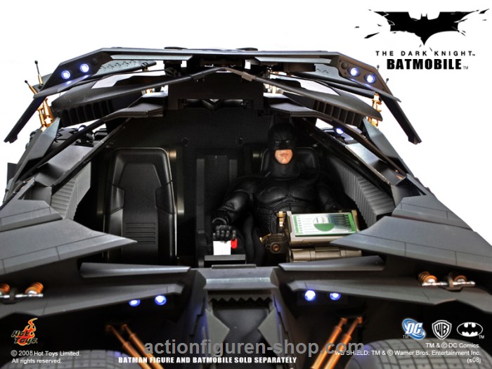 172132-03 Bat-Mobil - The Dark Knight