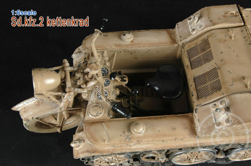 sdKfz2_Y-09 Kettenkrad - Sd.Kfz.2 - Sand