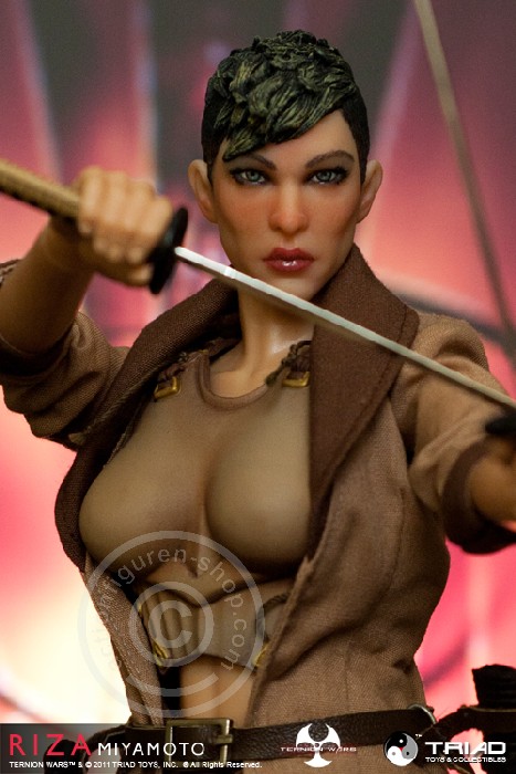 TRRi-08 Riza Miyamoto - Ternion Wars