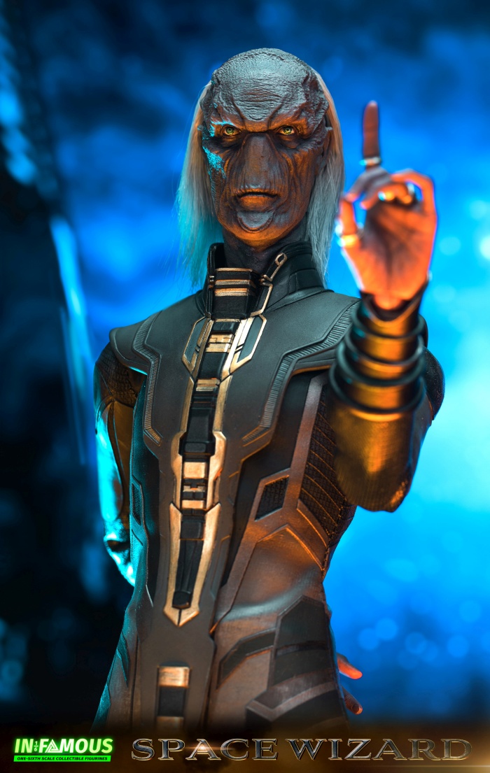 INF001-13 Space Wizzard - Ebony Maw