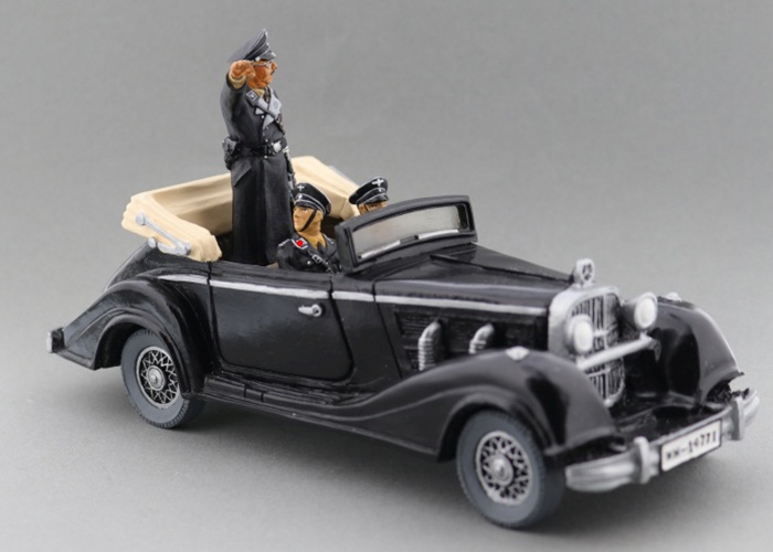 Black Mercedes Staff Car w/ Himmler