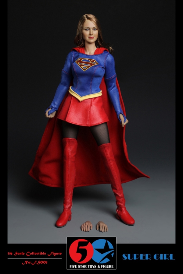 Super Girl - Full Figure Set