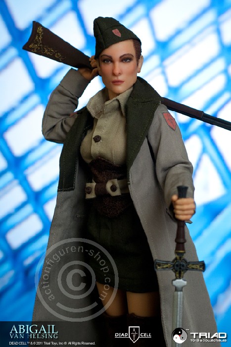 DC004-12 Abigail van Helsing - Dead Cell