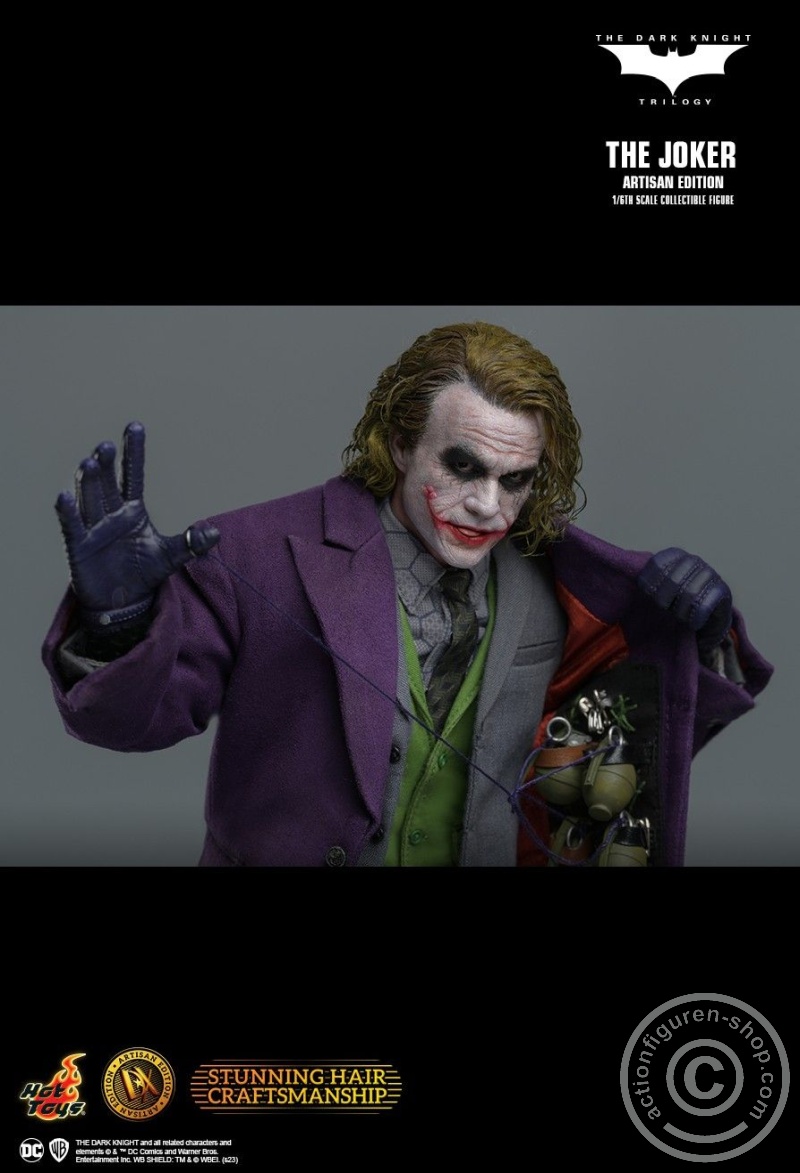 The Dark Knight Trilogy - The Joker - Artisan Edition - in 1/6th scale The Dark Knight Trilogy - The Joker - Artisan Edition - in 1/6th scale