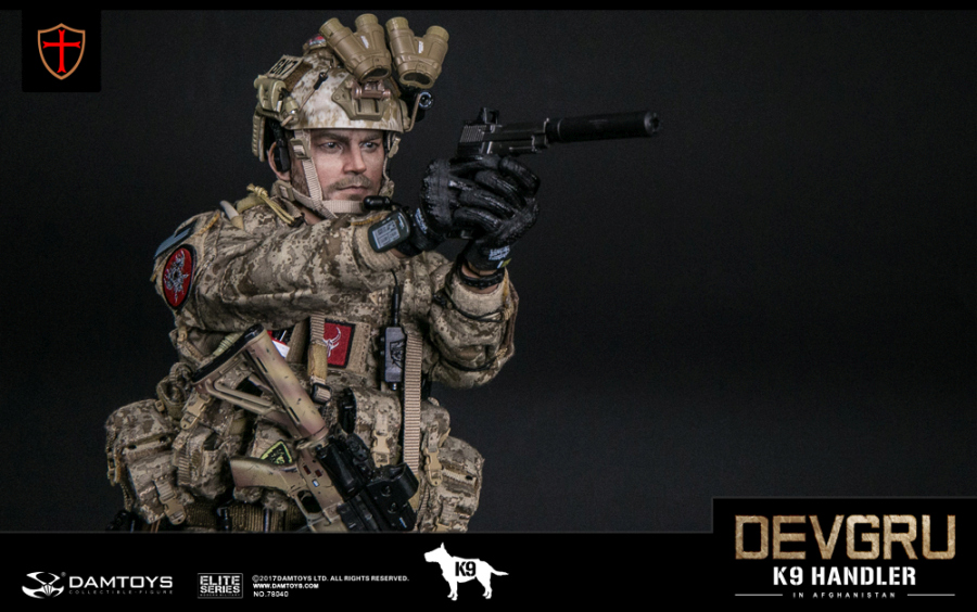 DA78040-10 DEVGRU K9-Handler in Afghanistan