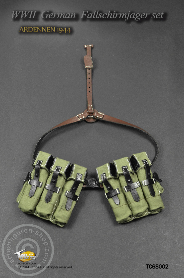 TCT68002-16Dt8GPp68eCaW9 German WW-II Fallschirmjäger Soldat Set