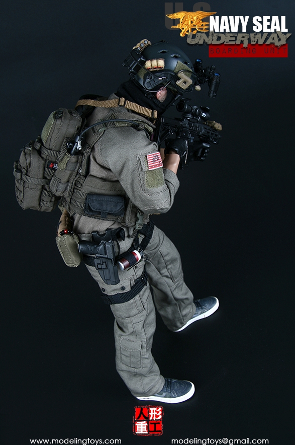 BBT-S9003-020viXUrvxw1xPd US Navy SEAL Underway - Boarding Unit