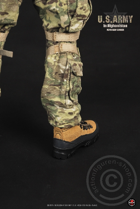 SSt068-40 U.S.Army in Afghanistan M249 SAW Gunner